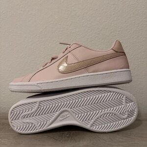 Nike Women's Blush Pink Sneakers